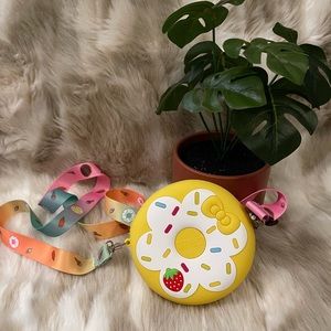 NWOT ~ doughnut crossbody bag